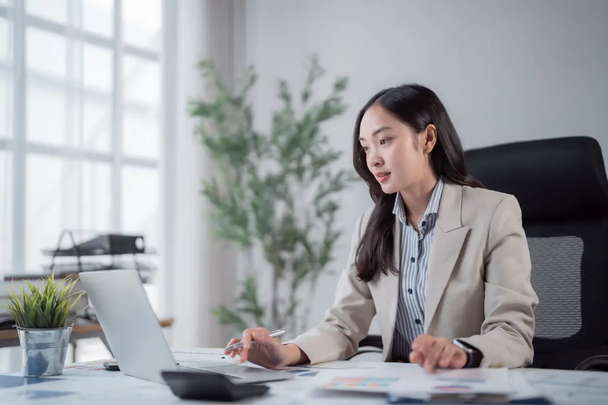 Business owner reviewing an LLC operating agreement template to update management structure, member rights, and ownership provisions for a single-member or multi-member LLC in compliance with 2026 state requirements.